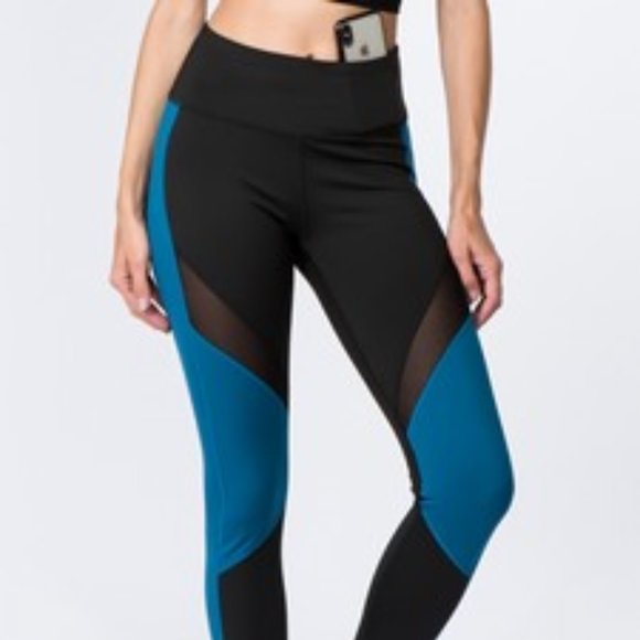 Active High Rise Colorblock Mesh with Pockets B/B - Picture 5 of 6